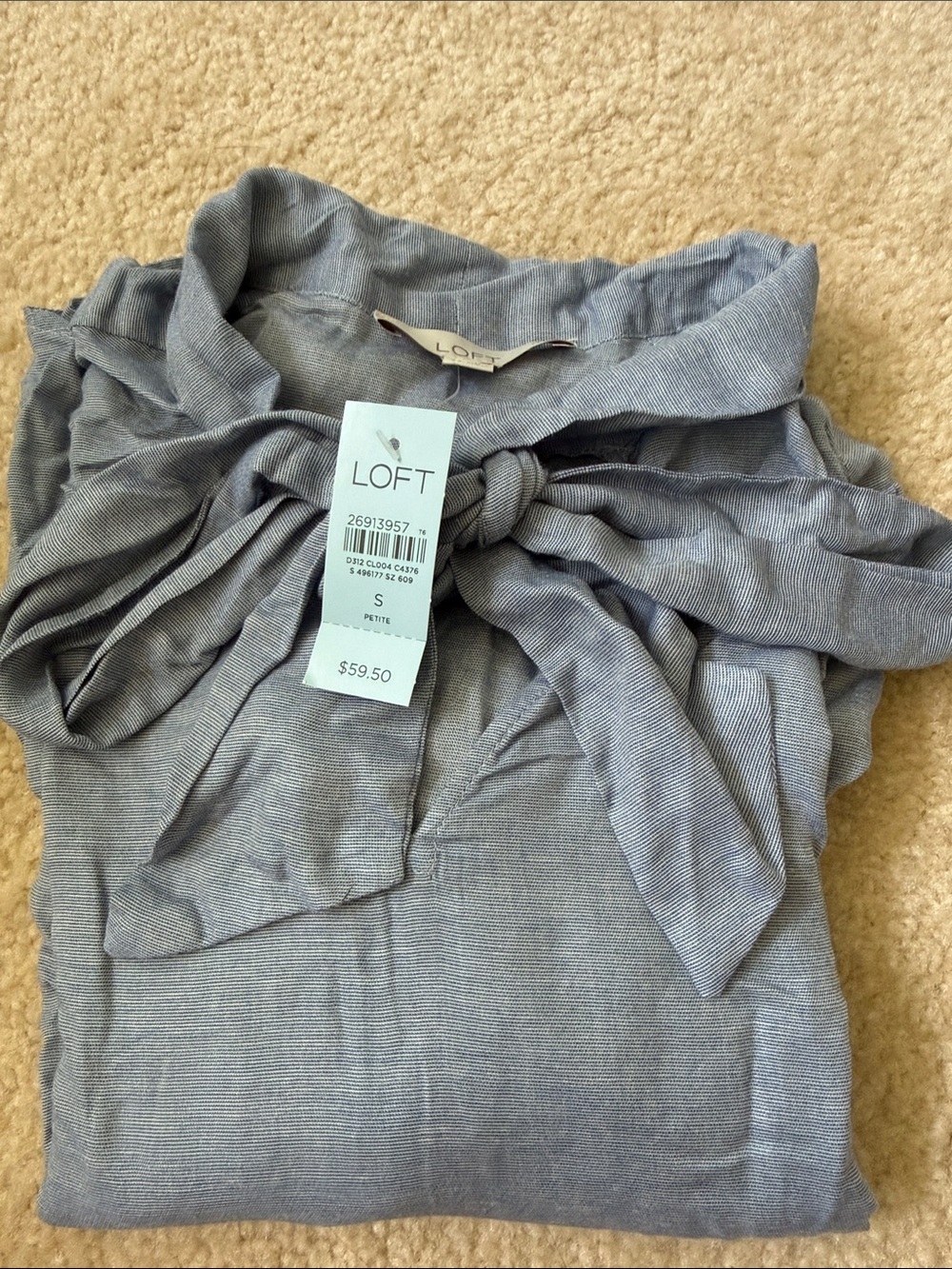Brand new!!! LOFT  Tie-Neck Top size Petite S 90% viscose 10% Linen